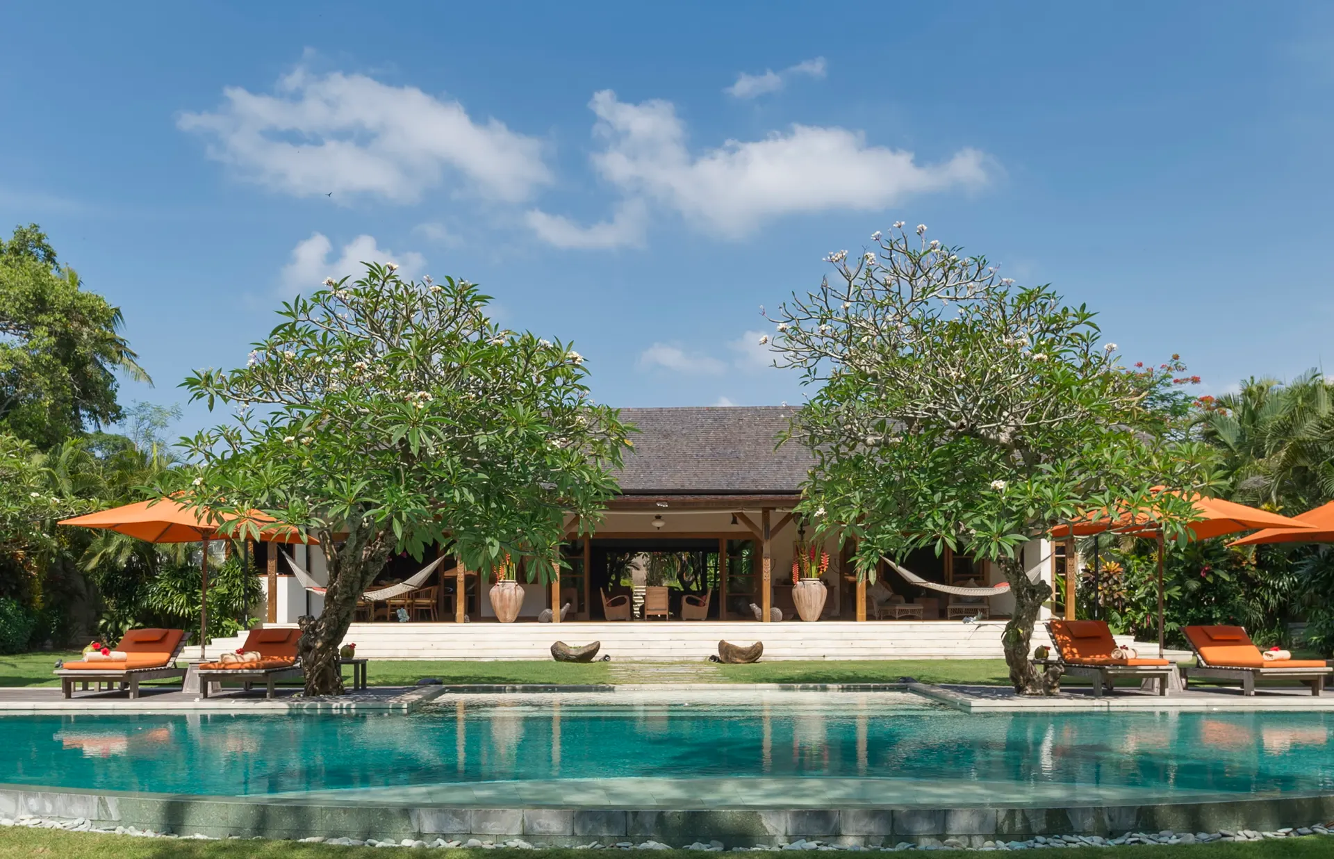 Villa équipée de mobilier balinais