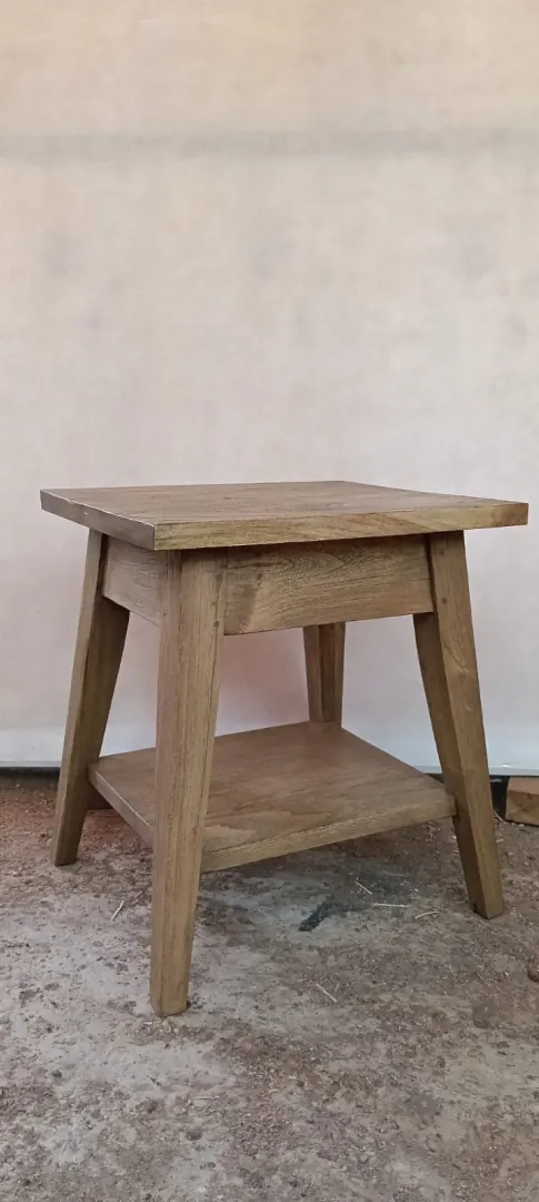 Table d'appoint en teck à double plateau
