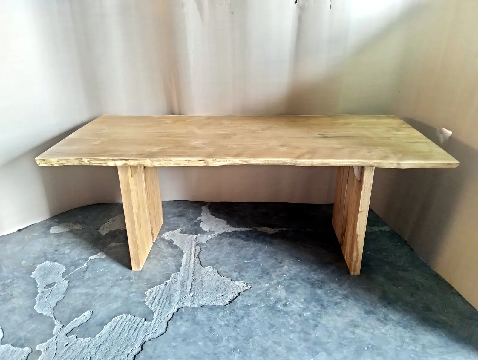 Tables en suar & live edge