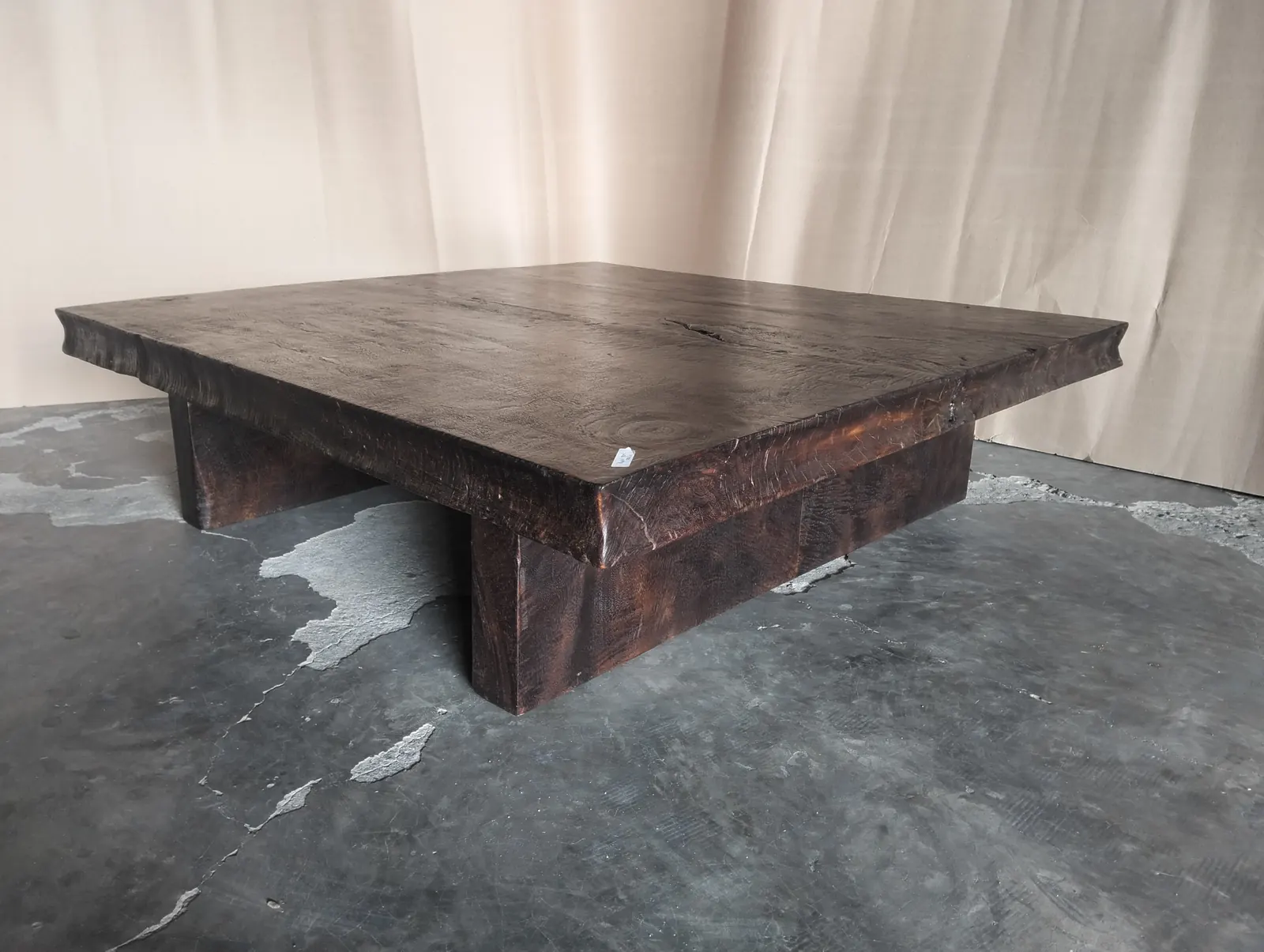 Table basse carrée en teck massif
