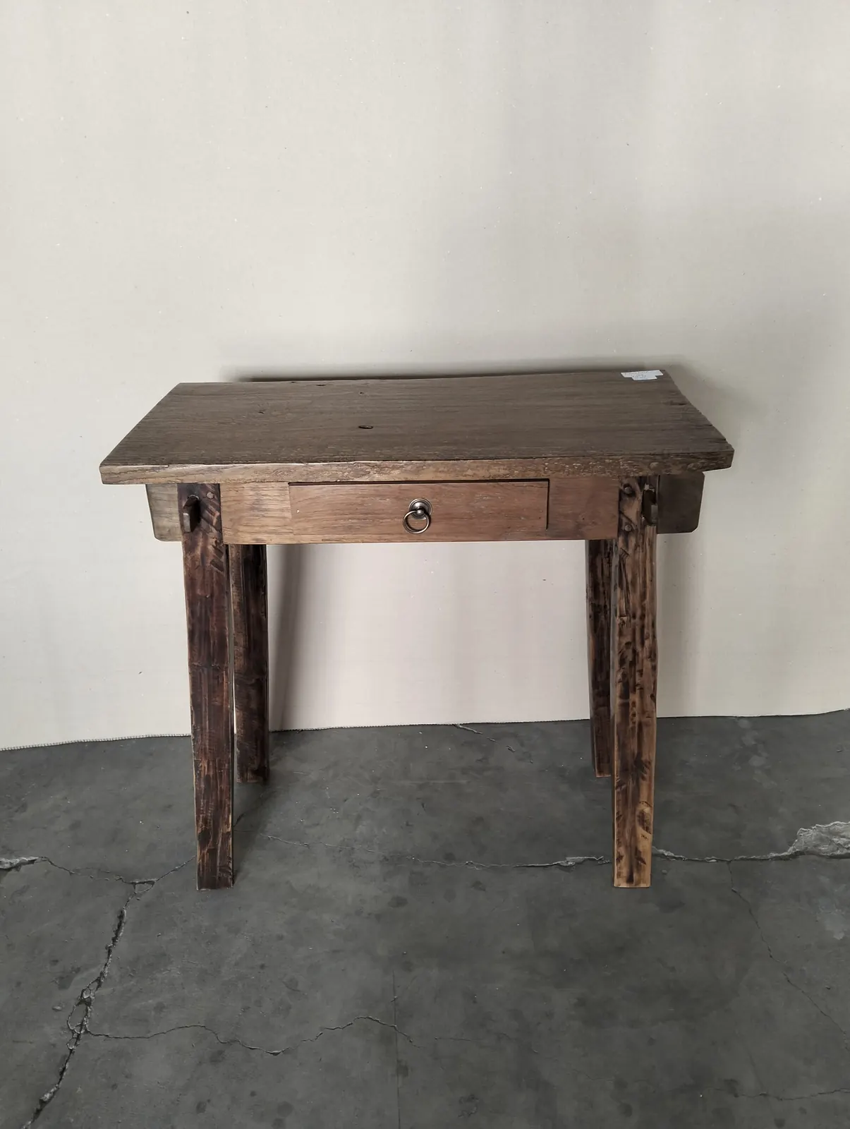 Table d'appoint ancienne à tiroir