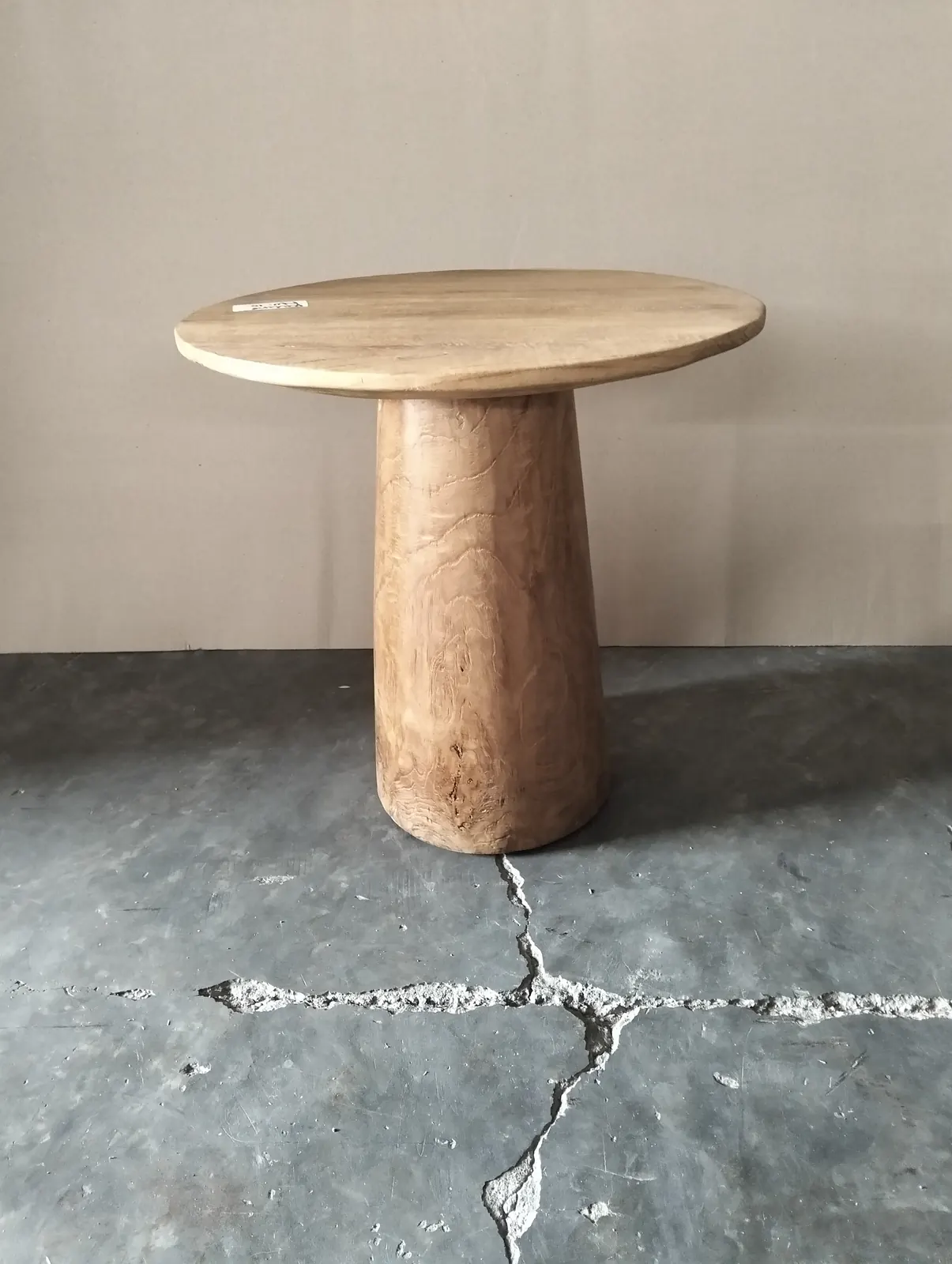 Table ronde en teck, pied central tronconique