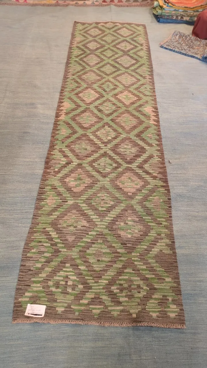 Kilim couloir, losanges verts et bordeaux